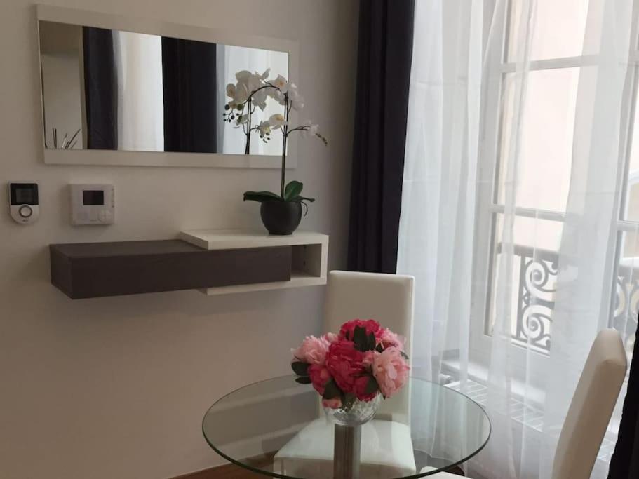 Appartement Le Lumineux - Le Chic En Hypercentre - Bellecour à Lyon Extérieur photo