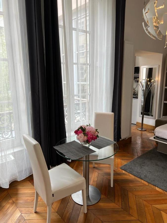 Appartement Le Lumineux - Le Chic En Hypercentre - Bellecour à Lyon Extérieur photo